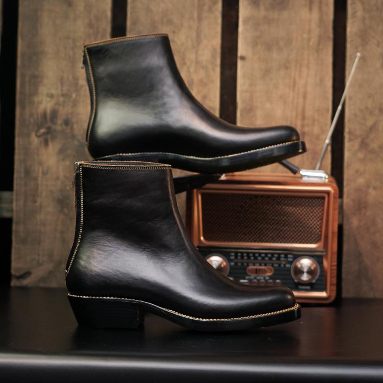 Fortis Sadewa Wholecut Zipper Boots